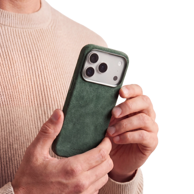 iPhone 17 Pro Max Alcantara Case - British Green
