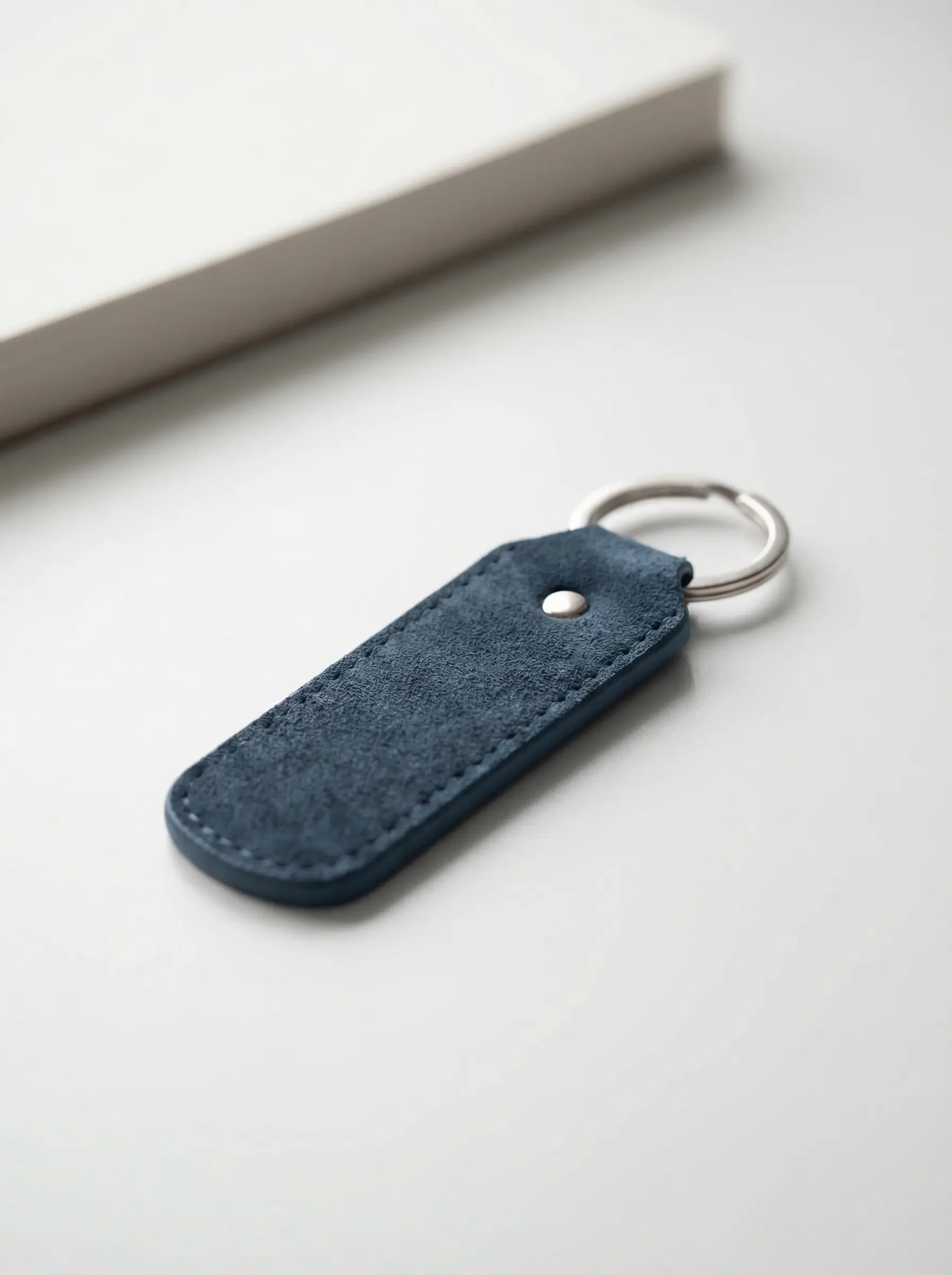 Alcantara Sleutelhanger - Deep Navy